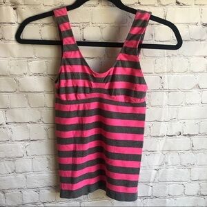NWOT GreeNice Pink and grey stretchy tank top.